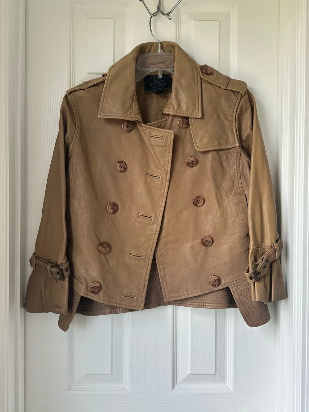 Women’s Double-Breasted Leather Trench Coat - Tan
